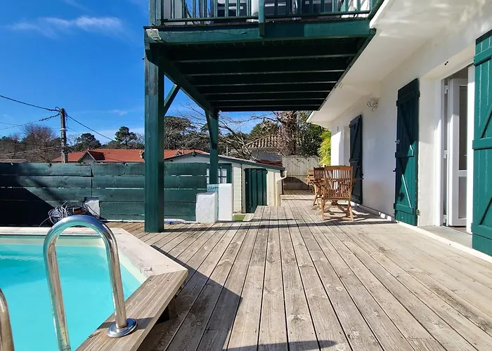 Spacious House With Garden And Pool Nyaraló Arcachon