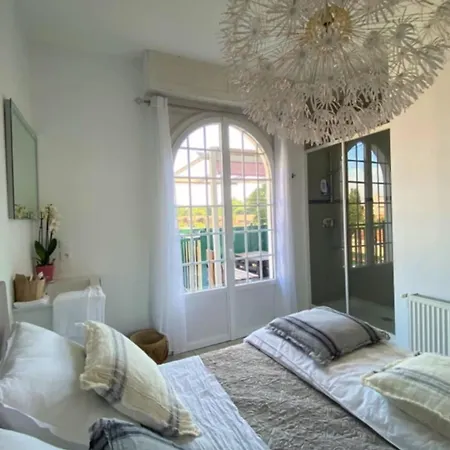 Holiday home Spacious House With Beautiful Garden *
