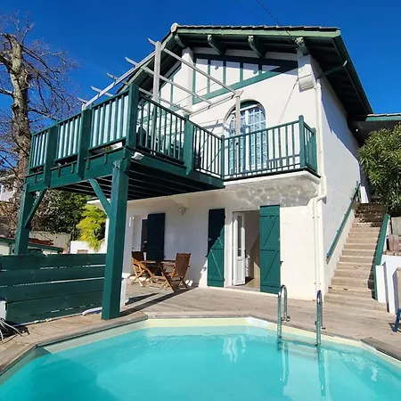 Spacious House With Beautiful Garden * Arcachon